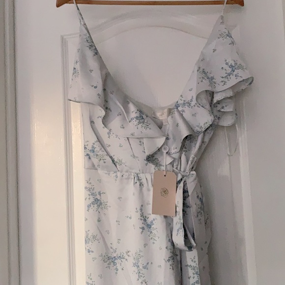 Wayf  Claudia ruffles maxi dress - Picture 5 of 9